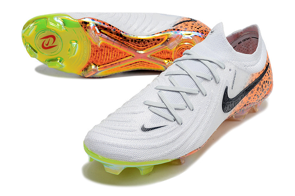 Nike Phantom GX II FG Soccer Boot