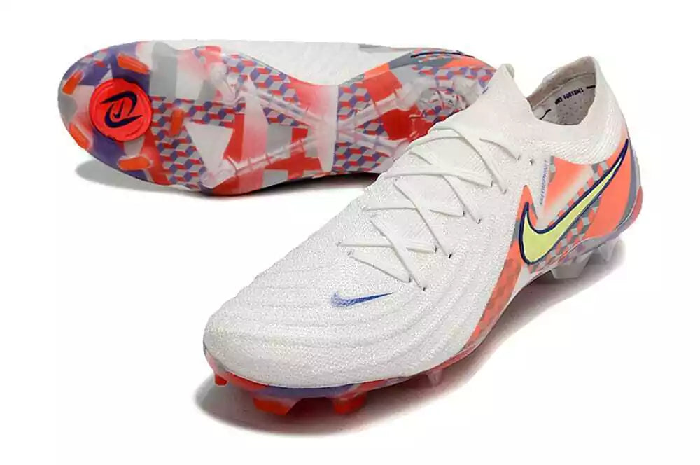 Nike Phantom GX II FG Soccer Boot