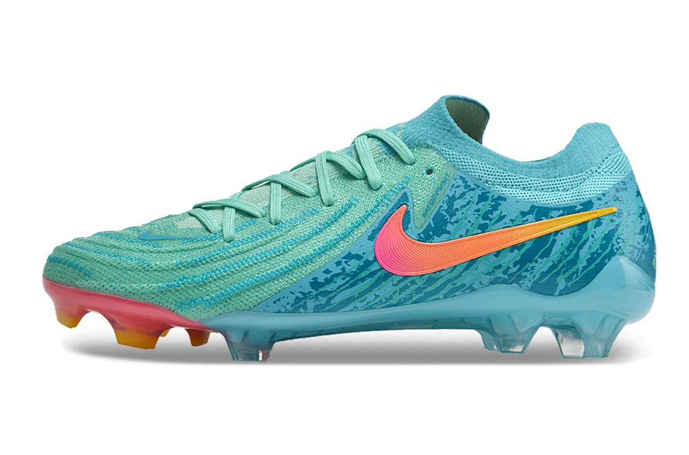 Nike Phantom GX II FG Soccer Boot