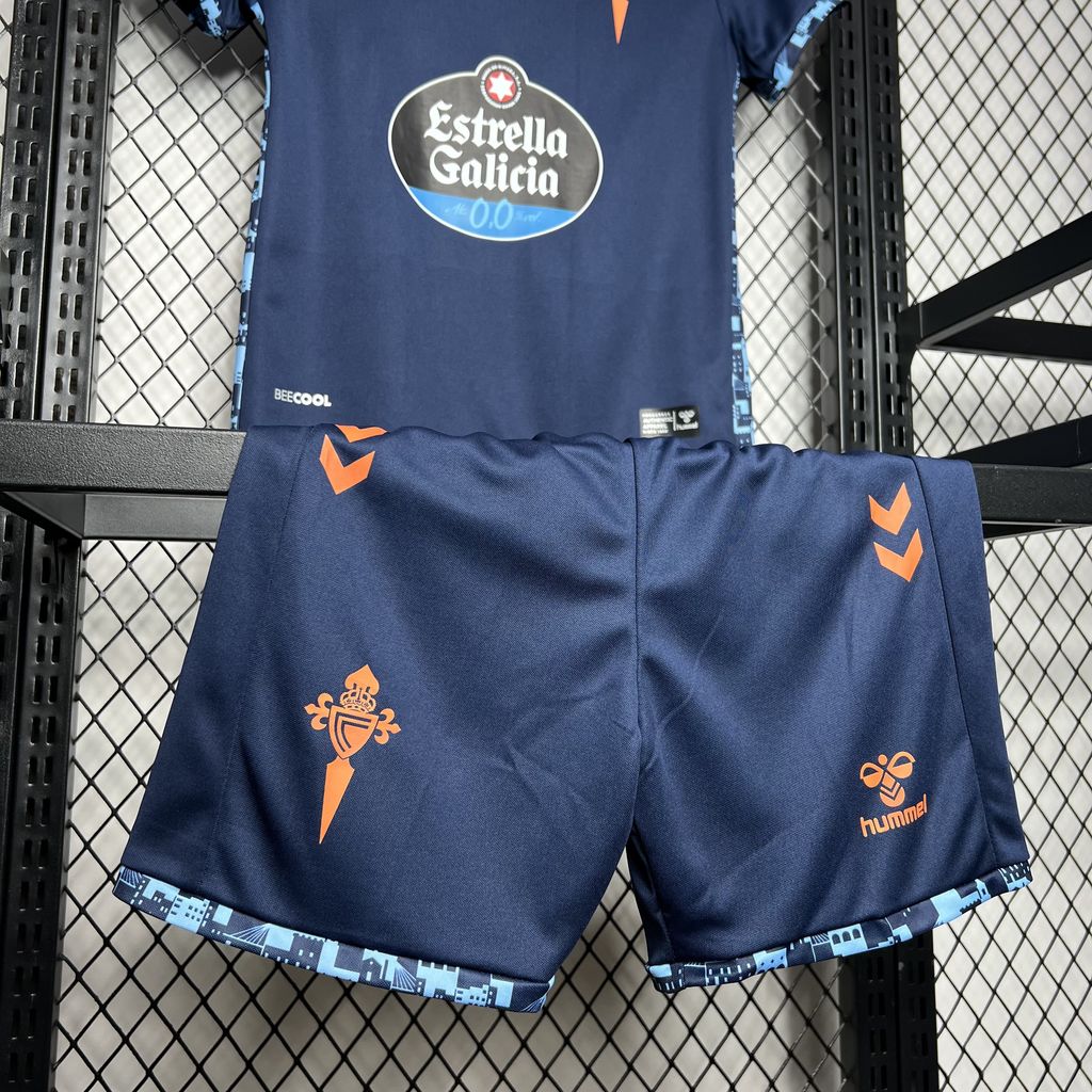 CÉLTICOS II 24/25 CONJUNTO INFANTIL