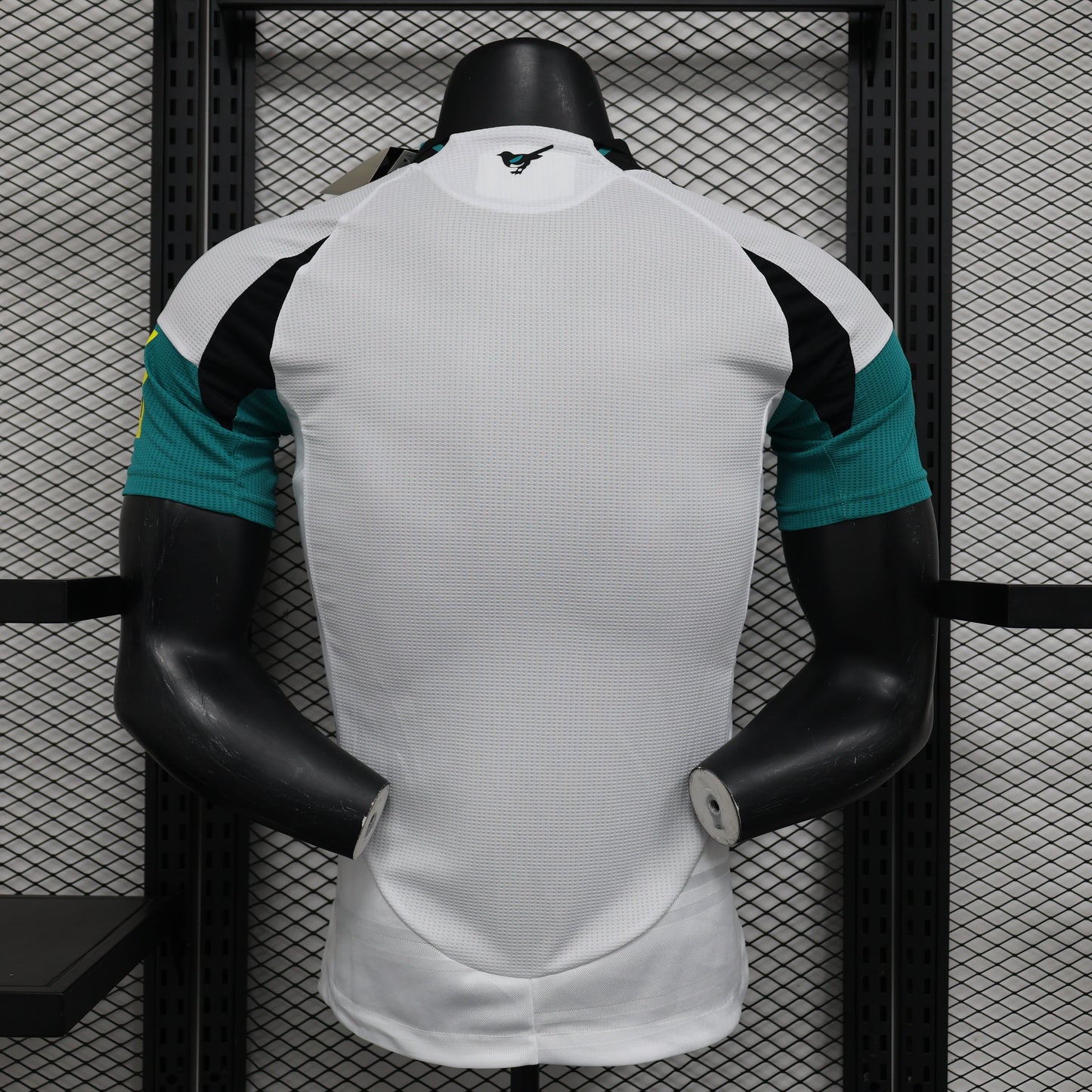 NEWCASTLE III 24/25 MEN (PLAYER VERSION)