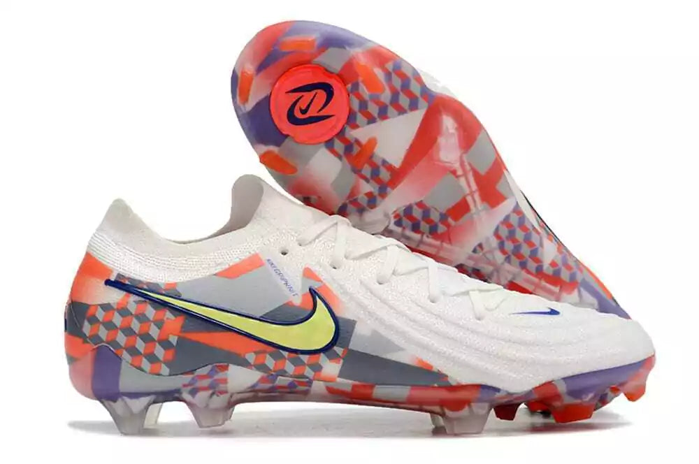 Nike Phantom GX II FG Soccer Boot