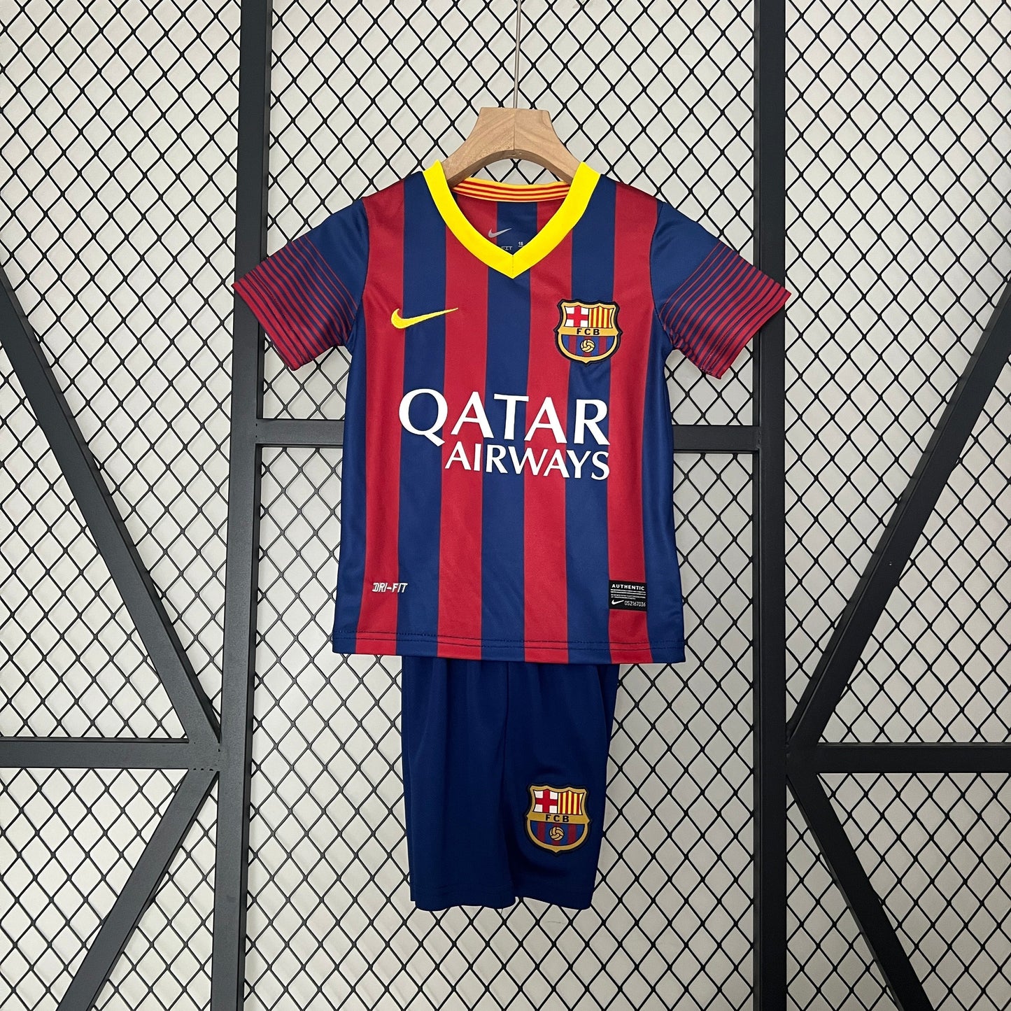 BLAUGRANA I 13/14 CONJUNTO INFANTIL (RETRO)