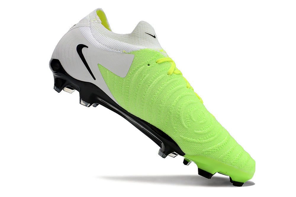 Nike Phantom GX II FG Soccer Boot