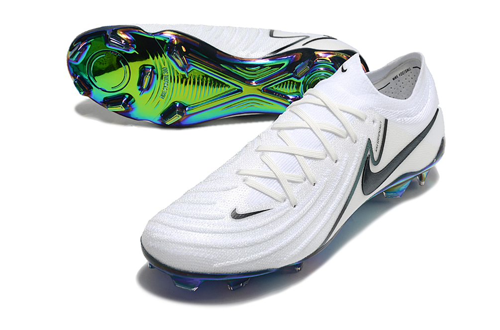 Nike Phantom GX II FG Soccer Boot