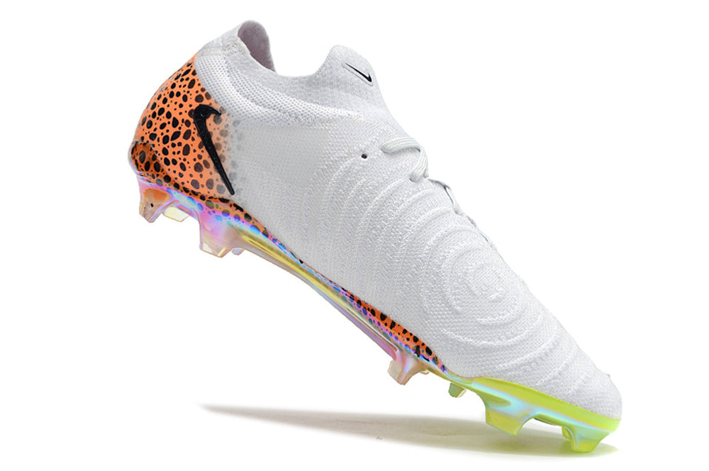 Nike Phantom GX II FG Soccer Boot