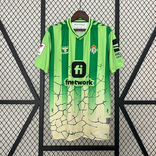 VERDIBLANCOS EDICIÓN CONMEMORATIVA I 24/25 HOMBRE