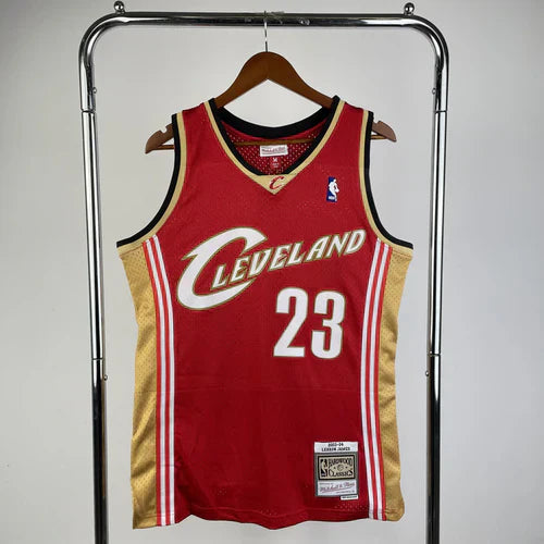 CLEVELAND CAVALIERS II 03/04 (RETRO) 