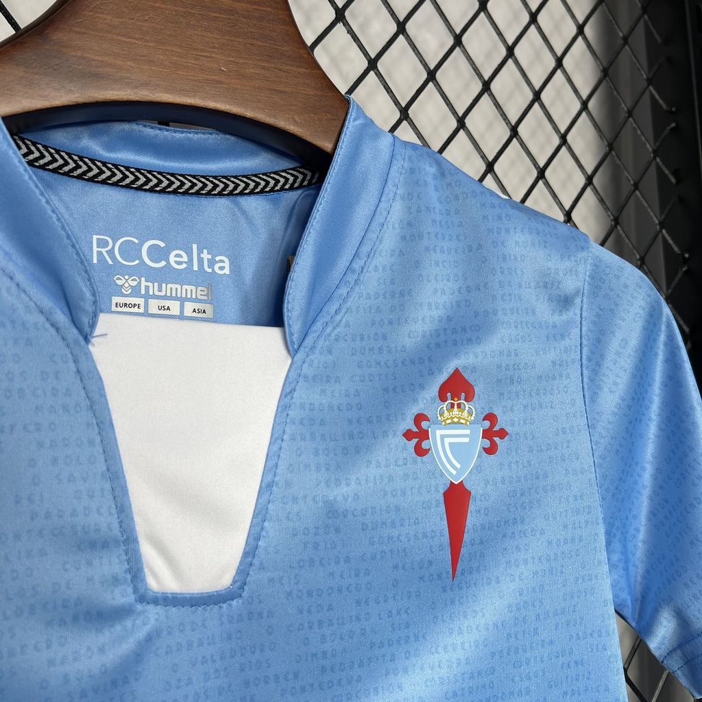 CÉLTICOS I 24/25 CONJUNTO INFANTIL