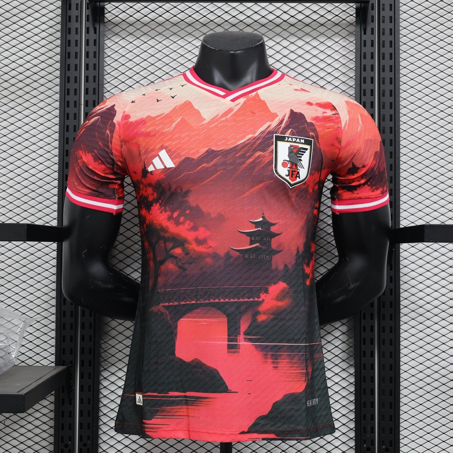JAPAN LIMITED EDITION XXXI 24/25 MAN (GAMER VERSION) 