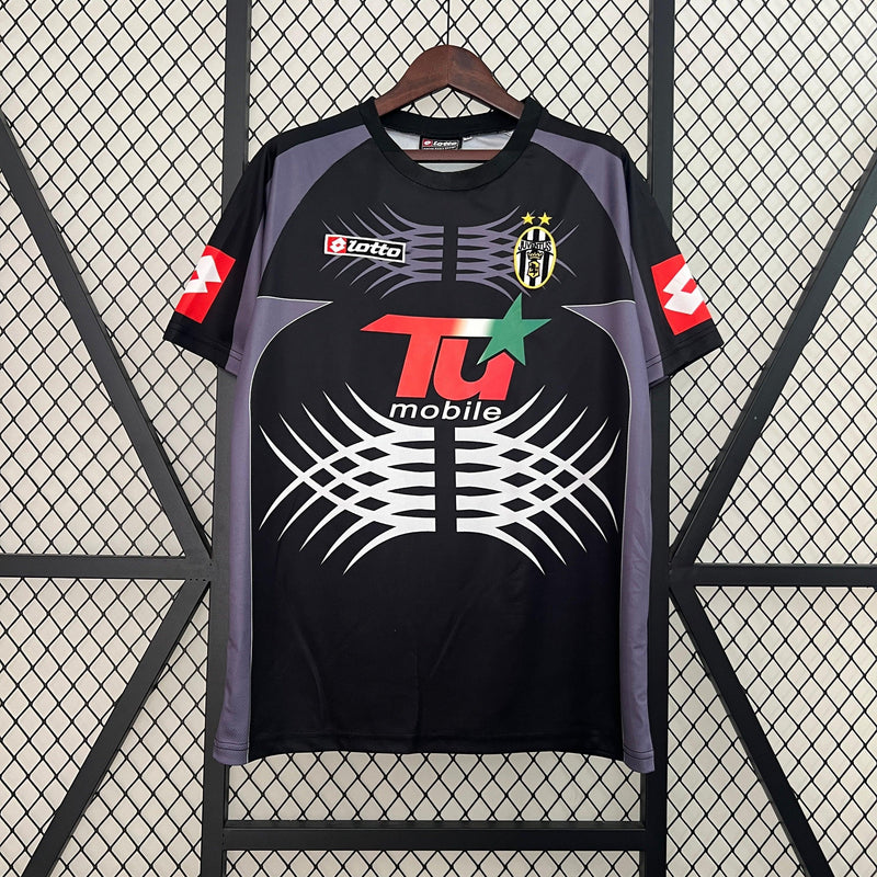 JUVENTUS GOALKEEPER I 01/02 MEN (RETRO) 